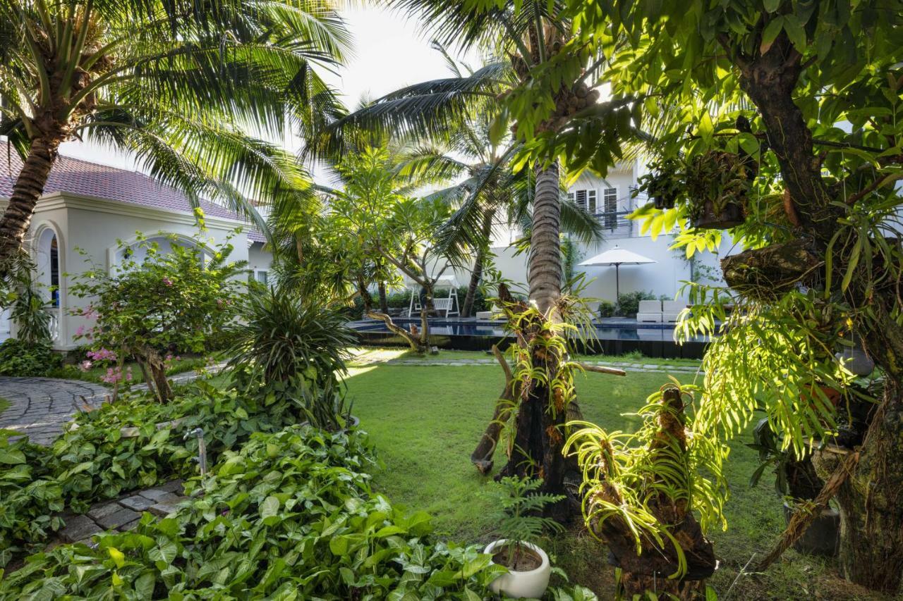 La Paloma Hotel Nha Trang Exterior foto
