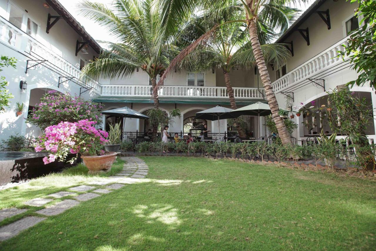 La Paloma Hotel Nha Trang Exterior foto